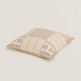 Avalon III pillow, small model | Hermès Hong Kong SAR